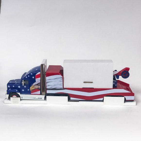 Stars and Stripes Model Chopper Truck and Chopper 2002 - Picture 3 of 9